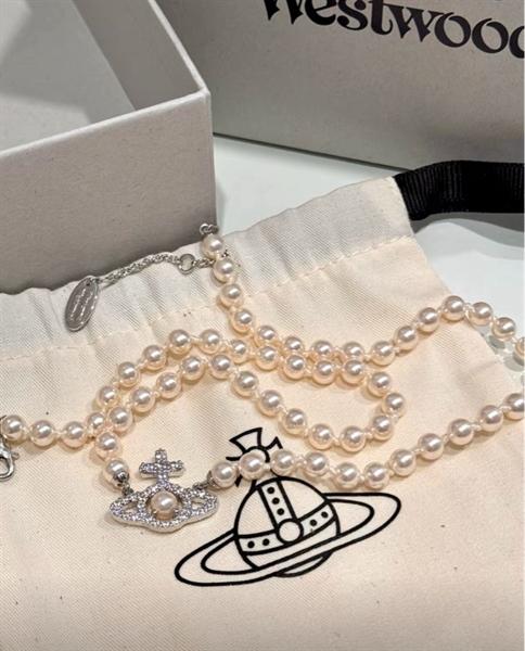 Vivienne Westwood Olympia Pearl Necklace