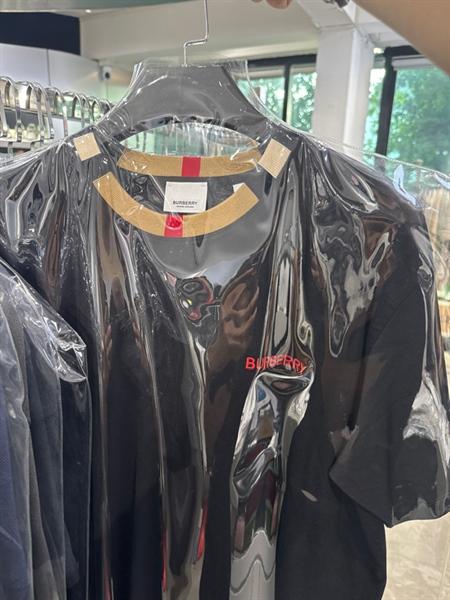 Burberry Stripes Collar Tee