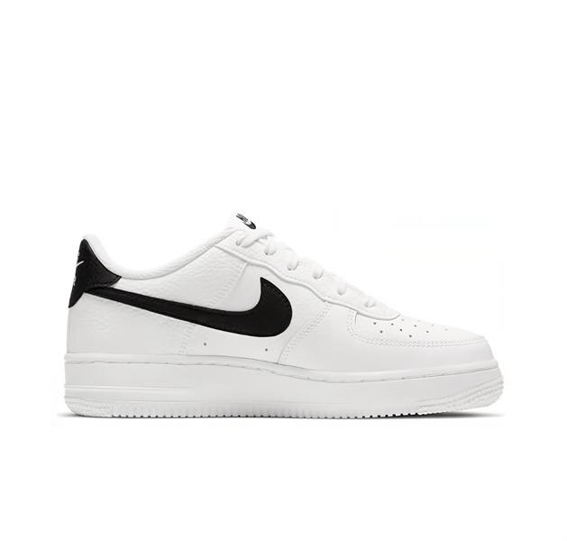 Nike Air Force 1 "Black & White"