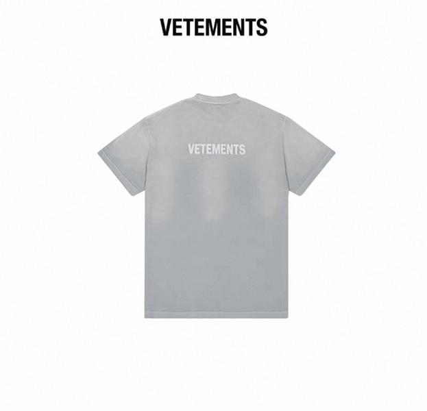 Vetements Faded Tee