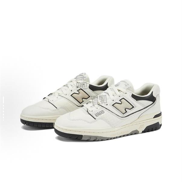New Balance 550