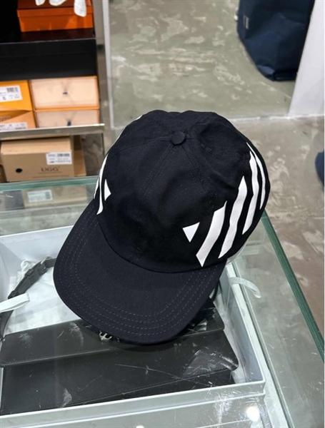 Off-White Hat