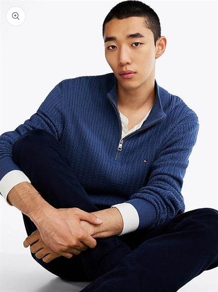 Tommy Hilfiger Knit Quarter Zip Sweater