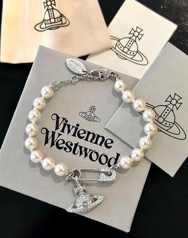 Vivienne Westwood Lucrece Pearl Bracelet