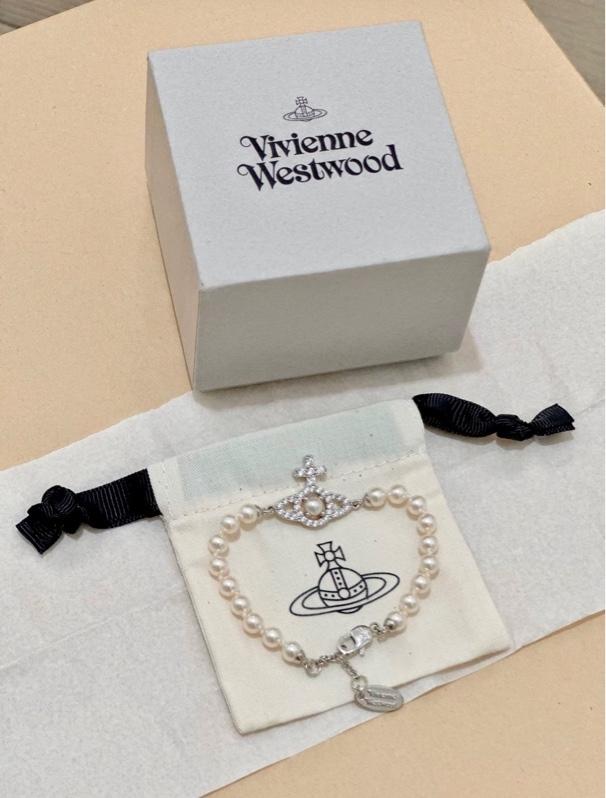 Vivienne Westwood Olympia Pearl Bracelet